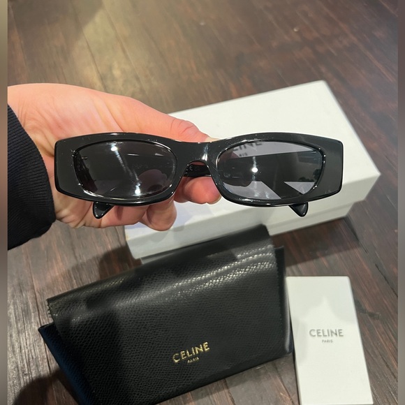 CELINE SUNGLASSES . 2023 - Picture 2 of 7